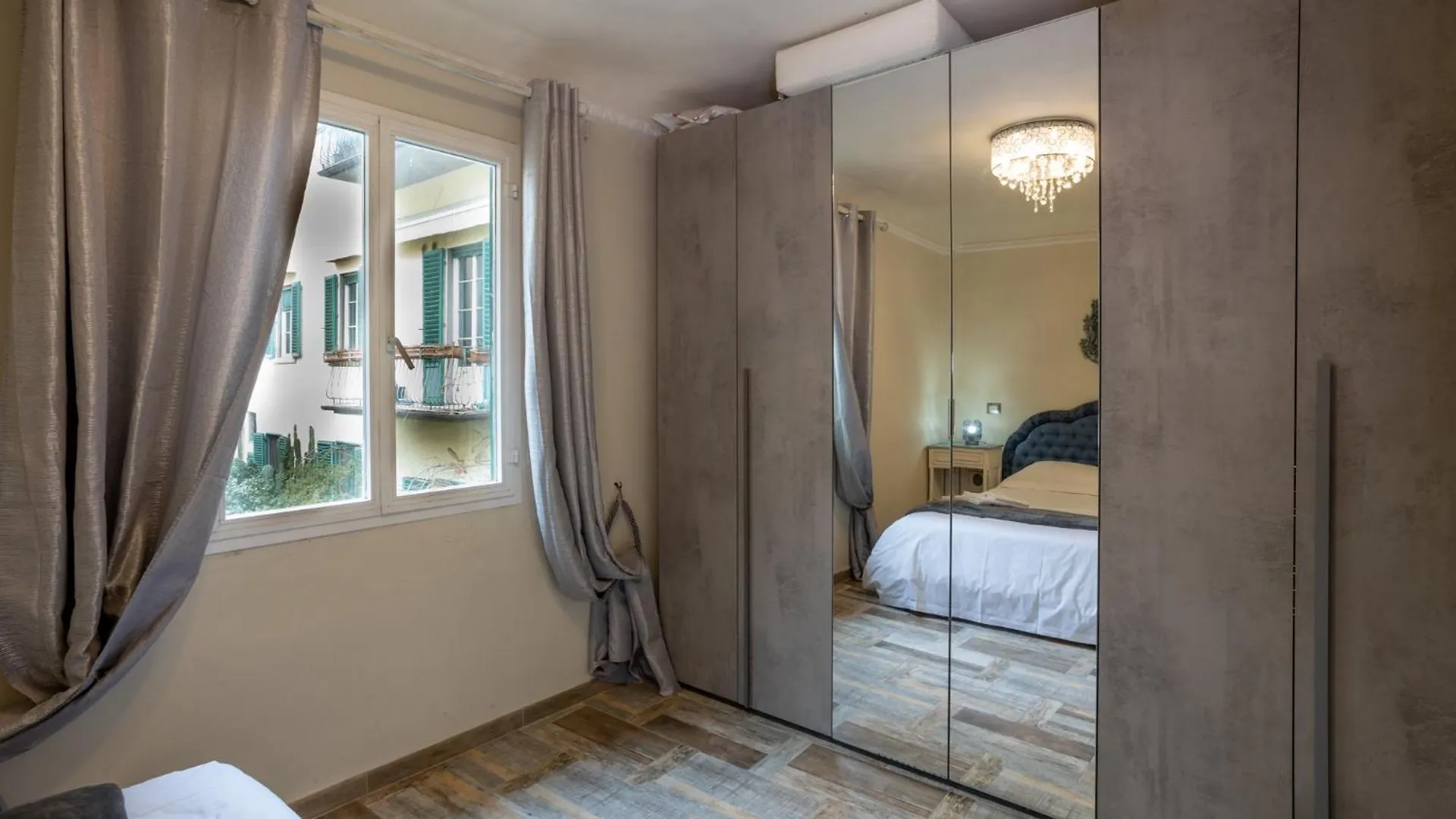 Florencia Luxury Apartament