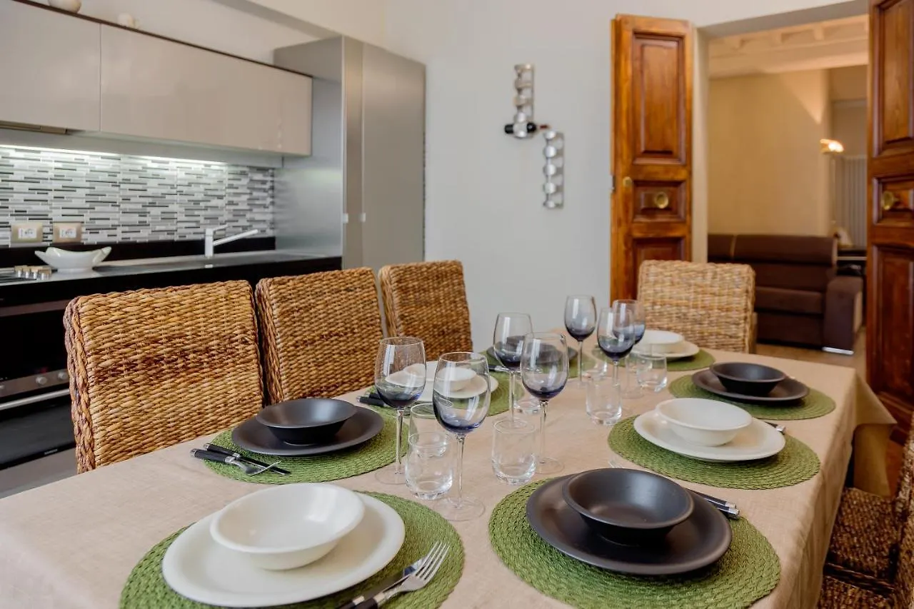 Apartment Florencia Luxury Apartament