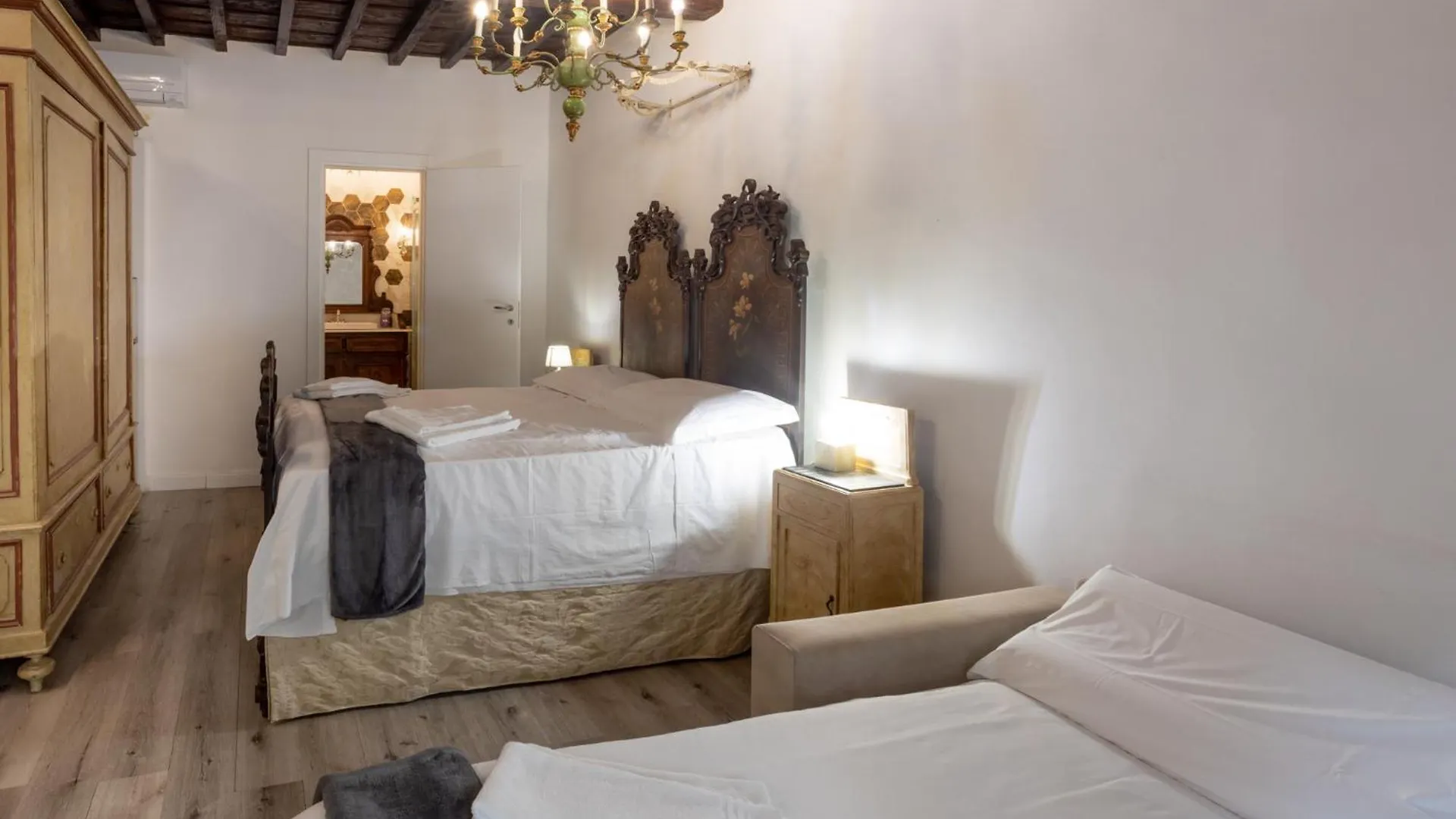 Florencia Luxury Apartament 0*, Florence